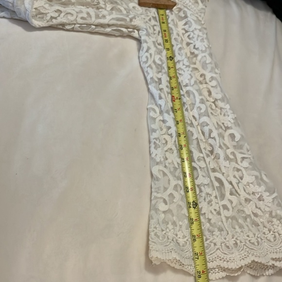 Capri Cream Lace Long Sleeve Beach Pool Boho Embroidered Coverup Top Sz L - Picture 9 of 9